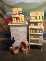 Naked Bee1.gif