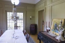 Dining-1.jpg
