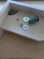 bench046.jpg