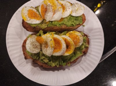 avocado_toast.jpg