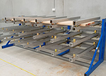 03 Mobile & Stationery Racks.png