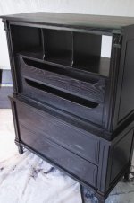 Dresser-3.jpg