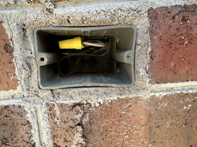 porch outlet 1.png
