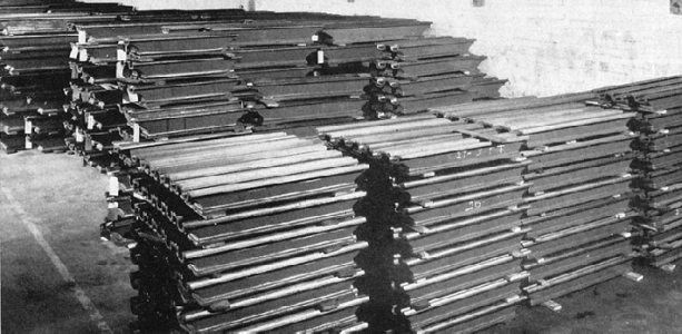 Seasoned South Bend lathe beds 1925.gif