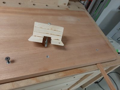 Threaded Inserts In Top.jpg